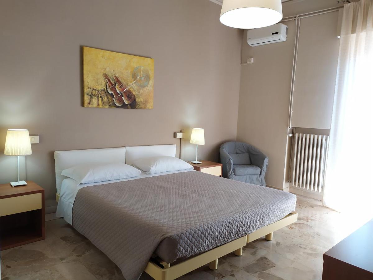 B&B Cameracaffe Centro Arezzo Exteriör bild