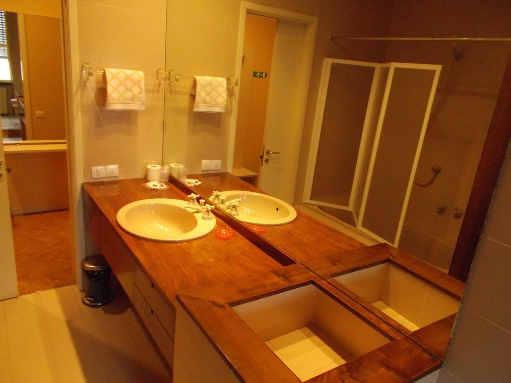 B&B Cameracaffe Centro Arezzo Rum bild