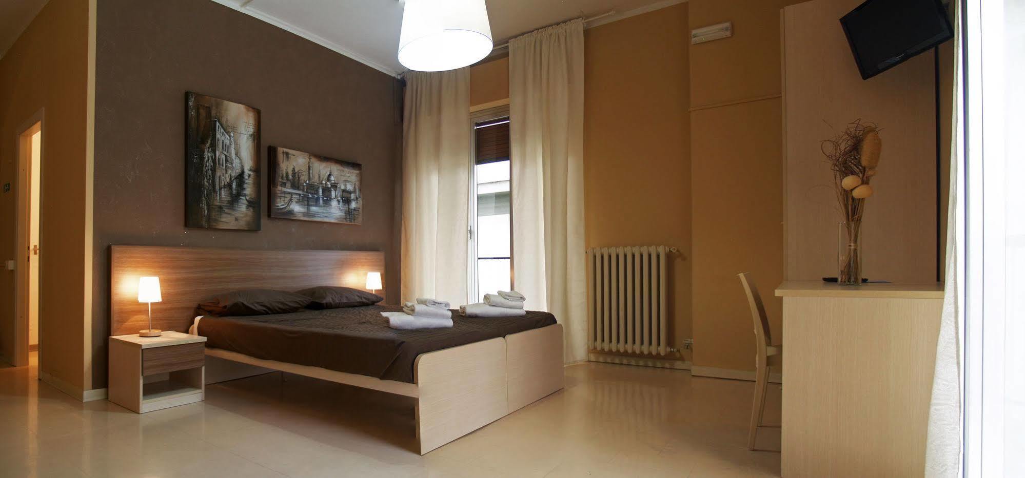 B&B Cameracaffe Centro Arezzo Exteriör bild