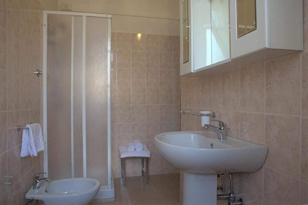 B&B Cameracaffe Centro Arezzo Exteriör bild
